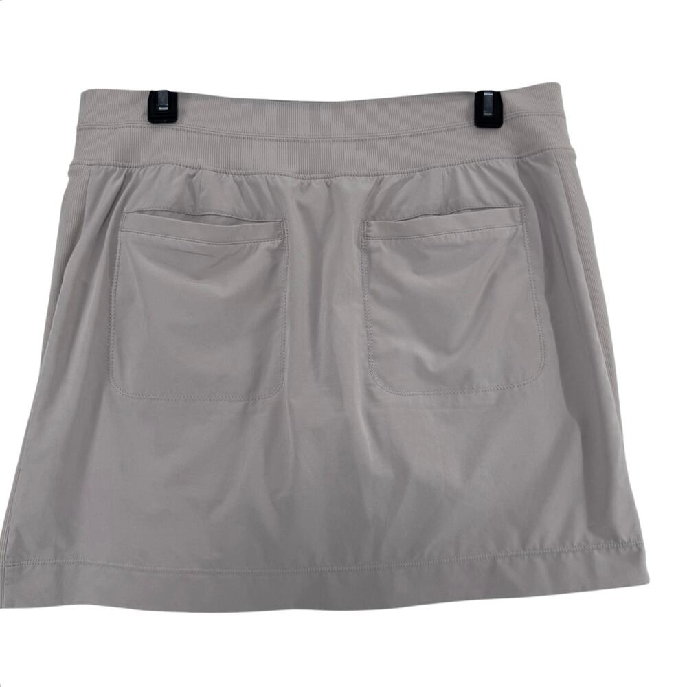 Athleta Momentum Skort Size 10 Light Gray Performance Stretch Built-In Shorts - Picture 2 of 7